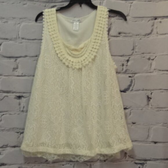 Ultra Pink Tops - Ultra Pink Sleeveless Off White Lace w/Lining Tunic, NWOT